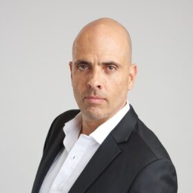 איתי בסיס